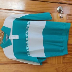Green and White Collar Short Sleeves Shirt